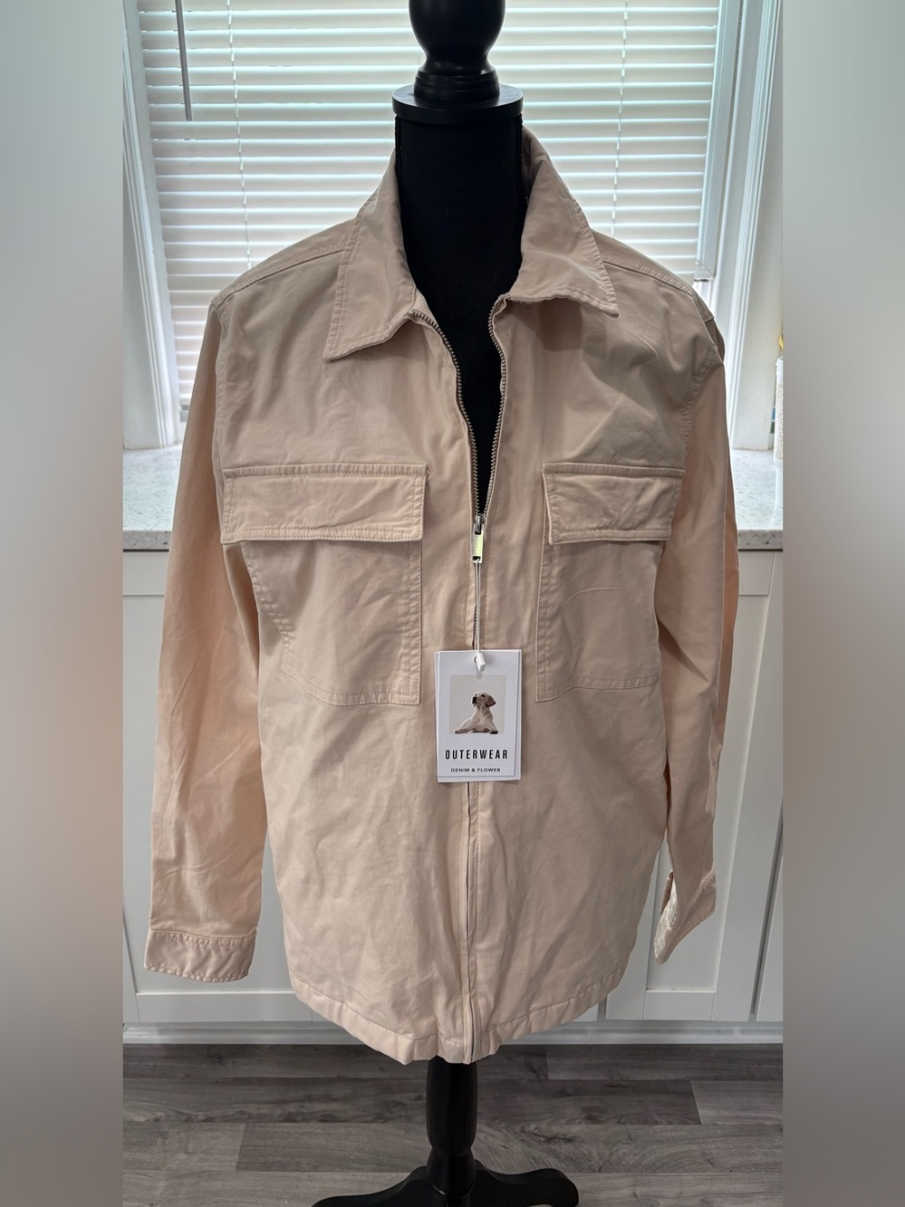 NWT The Denim And Flower Ricky Singh Men's Large Lightweight Jacket in Cream